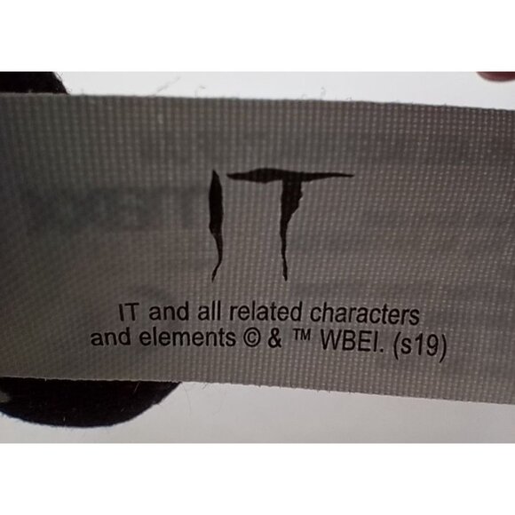 IT Plush Pennywise the Clown Maxx Standing Horror Figure 8 Inch Halloween Gift - Picture 10 of 12